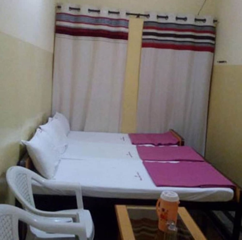 Hotel Rathana Mahal Residency