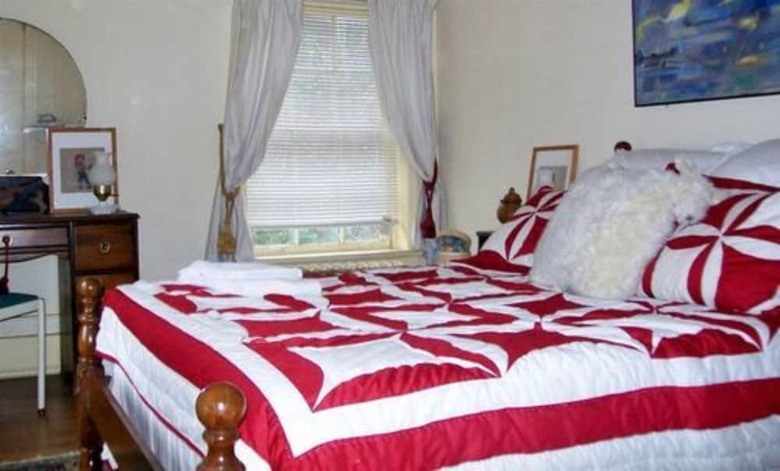 Bed & Breakfast Elkhorn Inn & Theatre