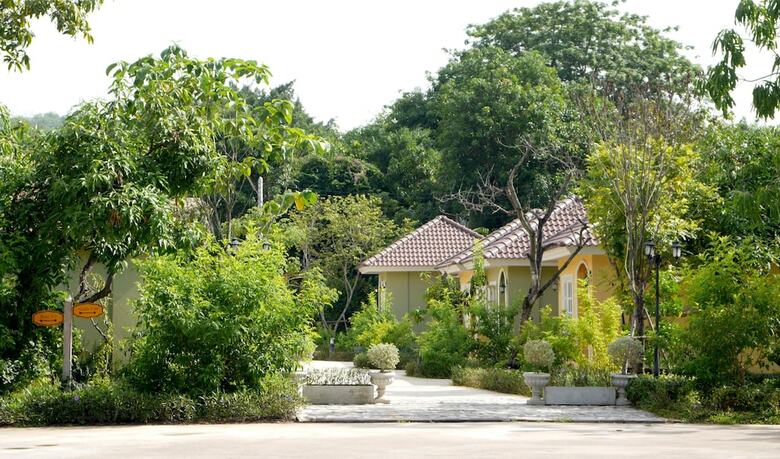 Hotel Wangpla Villa Resort