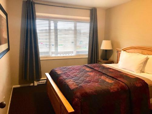 Motel Lakeshore Inn & Suites
