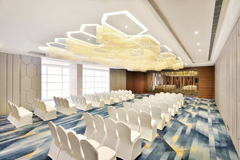 Hotel Fairfield By Marriott Indore