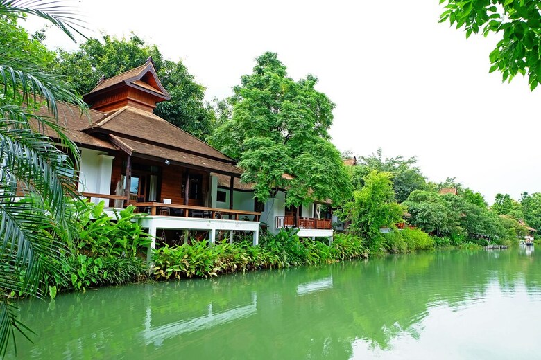 Khum Nakorn Villa