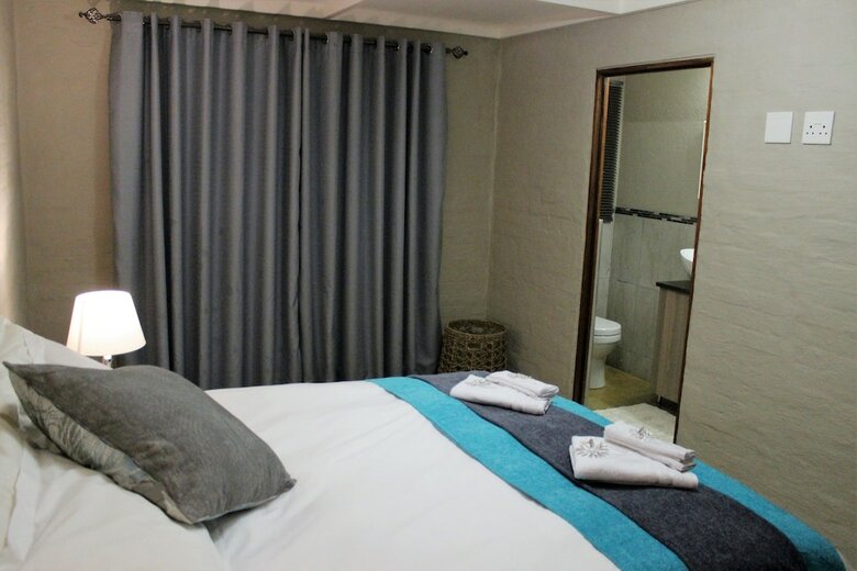 Hotel Ibis Way Guest House