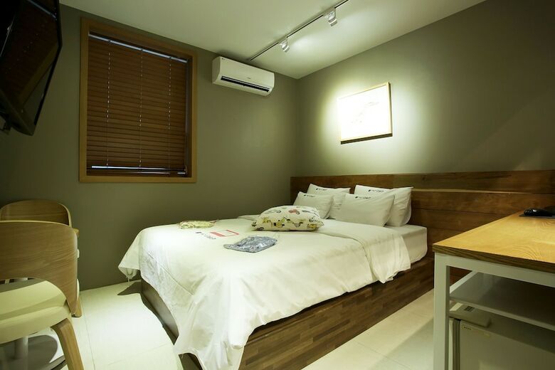 Hotel Kotel Yaja Sadang Art Gallery