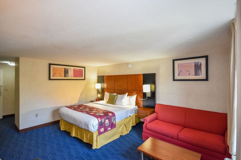 Charles River Motel