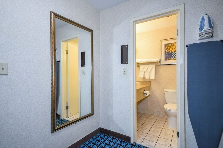 Charles River Motel