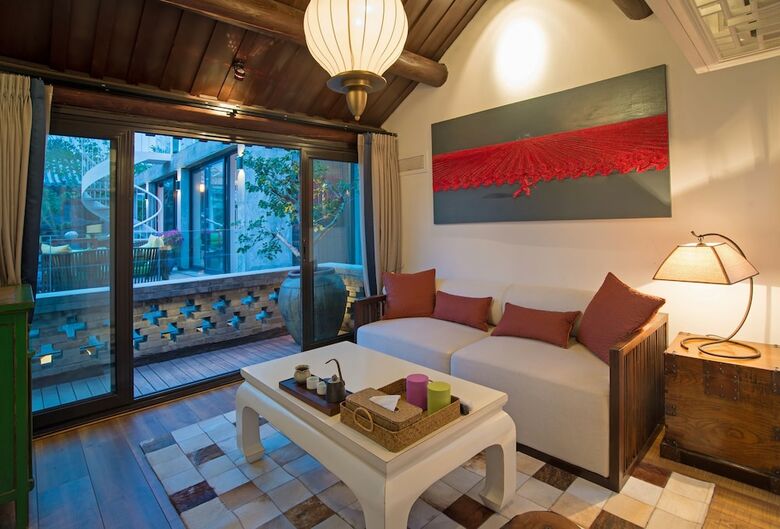 Puremind Lezai Boutique Courtyard Hotel