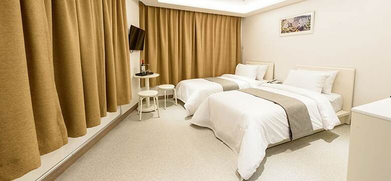 Rezion Tourist Hotel