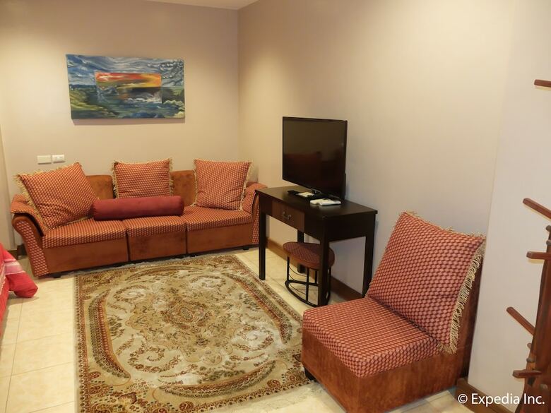 Imerex Plaza Hotel