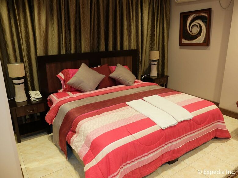 Imerex Plaza Hotel