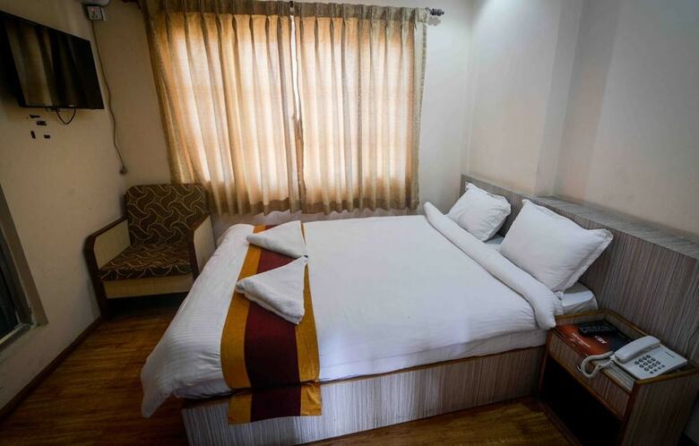 Hotel Shivam Plaza