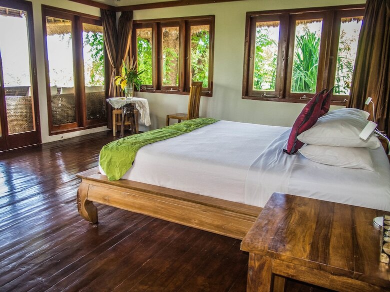 Hotel Twin Island Villas & Dive Resort
