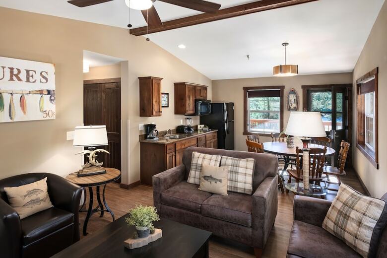 Posada Sylvan Lake Lodge At Custer State Park Resort