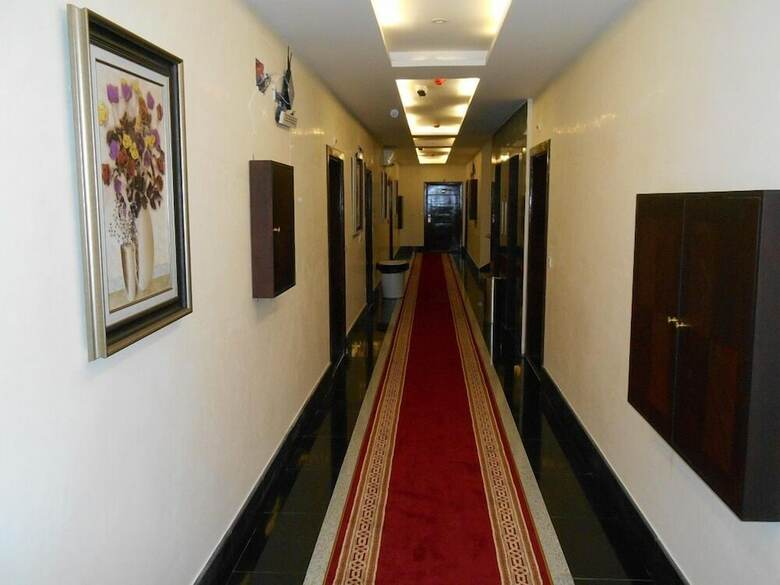 Hotel Julanar Alsharq Suites