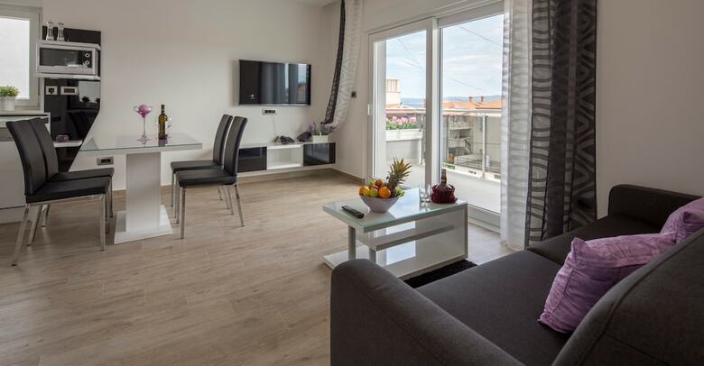 Apartamentos The Seasons Residence