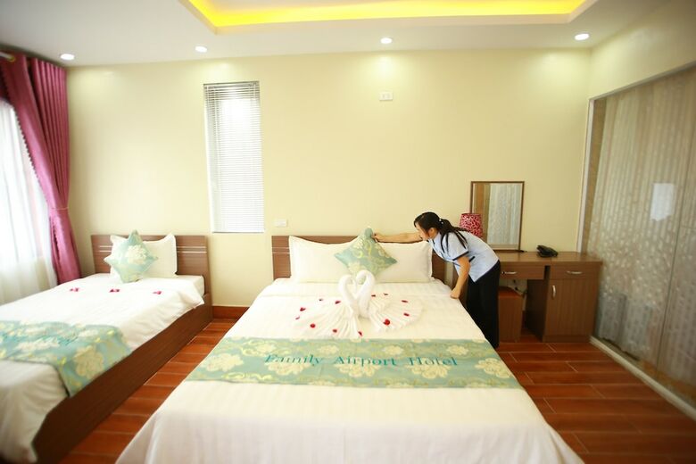 Family Airport Hotel