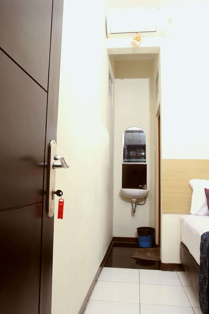 Hotel Bantal Guling Alun-alun Bandung