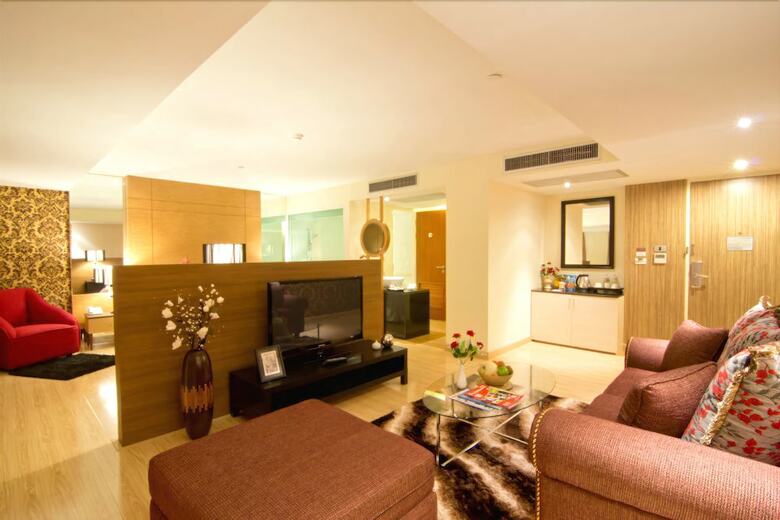 Grand Lord Hotel