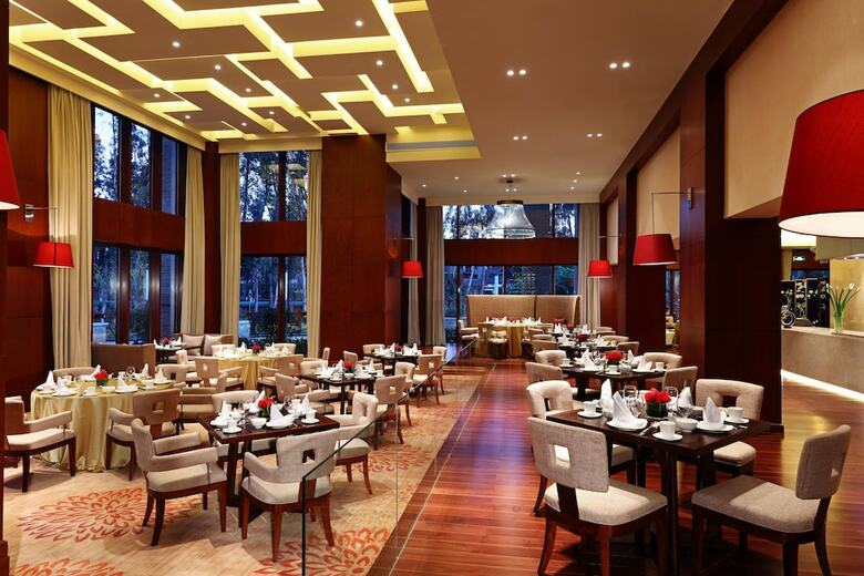 Hotel Hualuxe Kunming