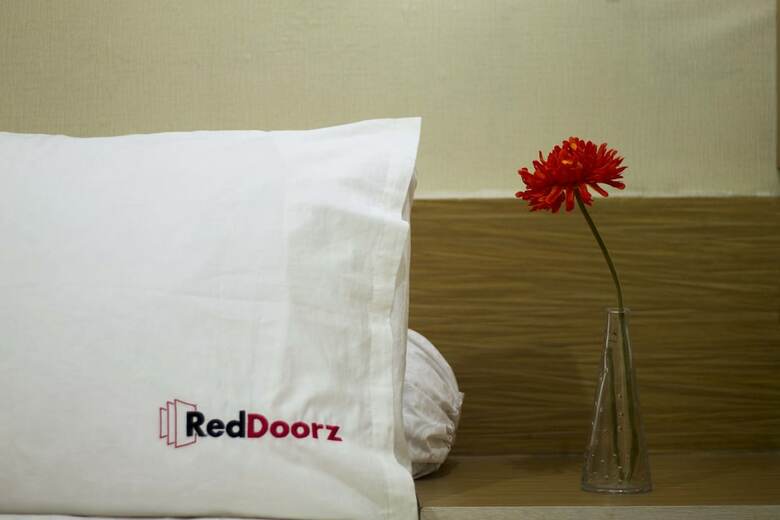 Hotel Reddoorz Pesanggrahan