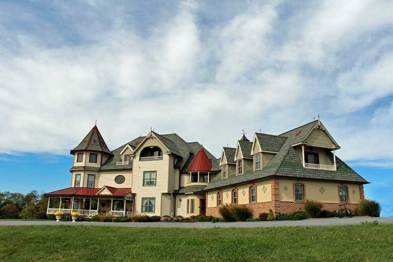 The Hurst House Bed And Breakfast