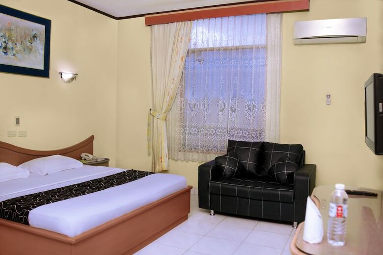 Hotel Permata Hijau