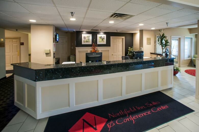 Hotel Northfield Inn, Suites & Conference Center
