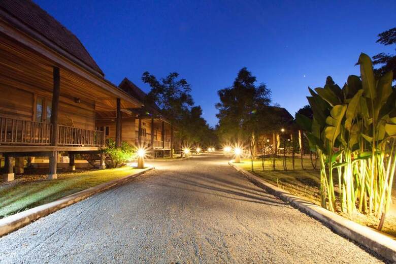 Hotel Karina Resort Chiang Mai