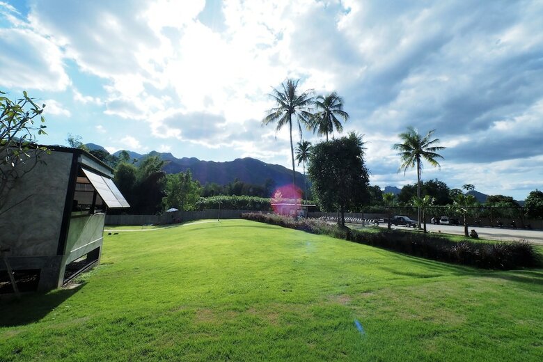 Hotel The River Life Resort