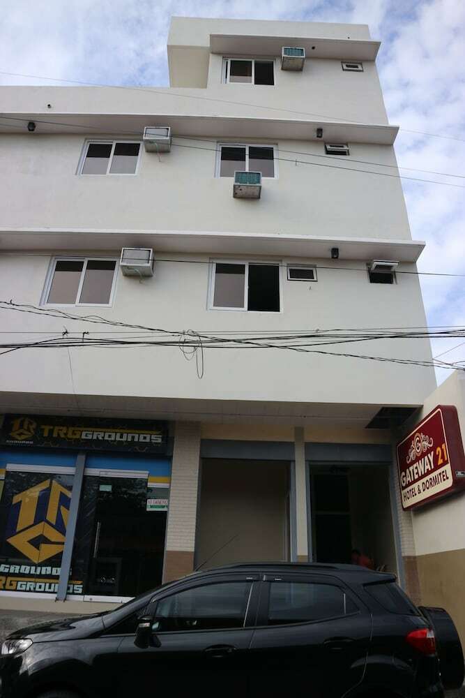 Gateway 21 Hotel And Dormitel