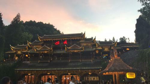 Hostal Fenghuang More Inn
