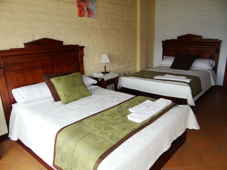 Hotel Hoster�a Imperio Real