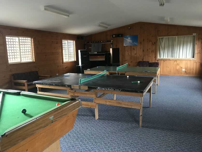 Cooba Holiday Motel