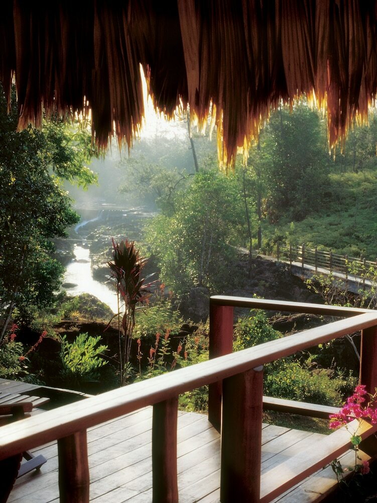 Posada Blancaneaux Lodge By Francis Ford Coppola