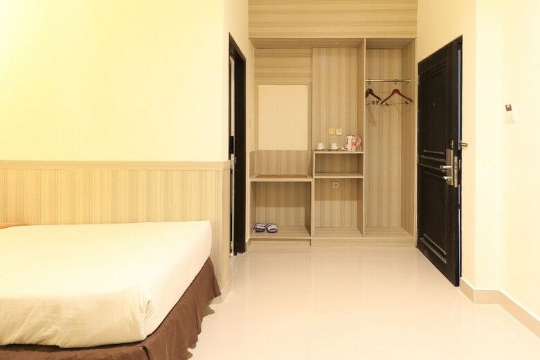 Violand Garden Hotel