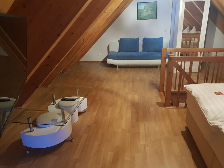 Neue M�hle Hotel Und Restaurant
