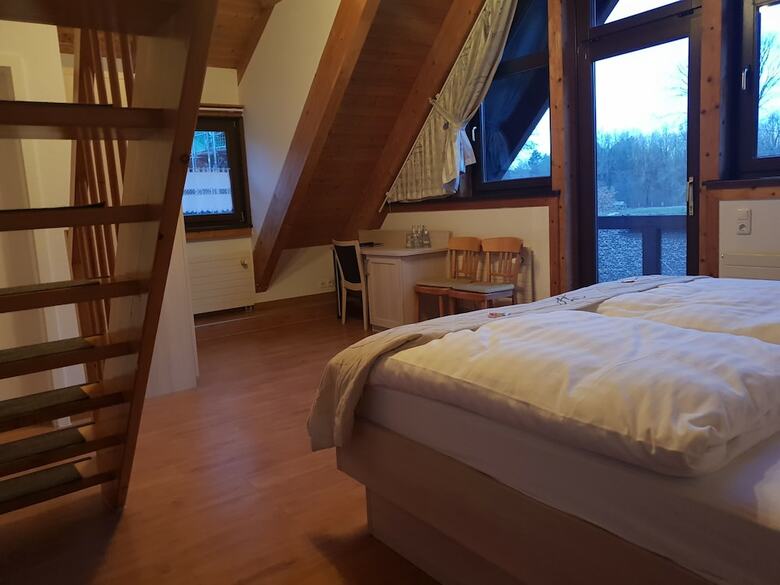 Neue M�hle Hotel Und Restaurant