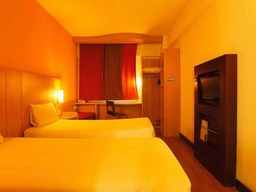 Hotel Ibis Anshan Shengli Square