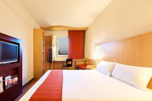 Hotel Ibis Anshan Shengli Square