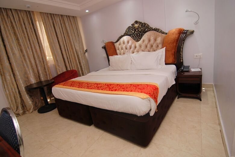 Starview Palace Hotel