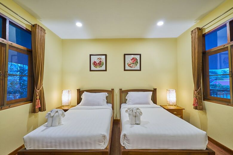 Hotel Hueankhamhom Resort
