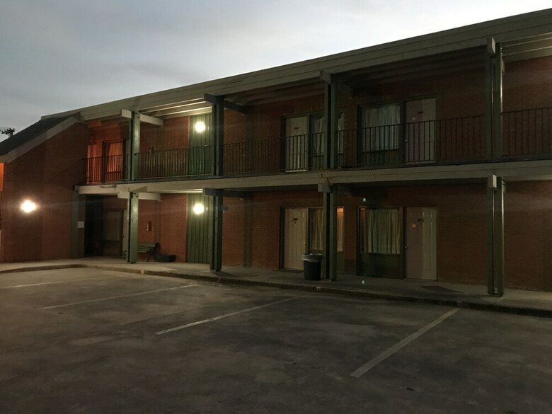 Sunnyside Motel