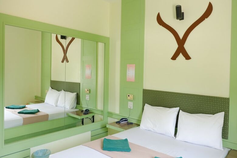 Little Park Hotel