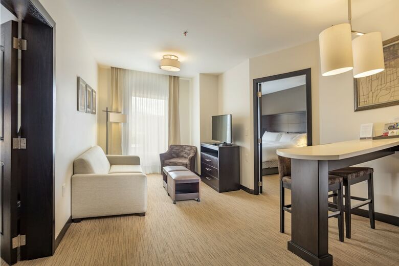 Aparthotel Staybridge Suites Silao