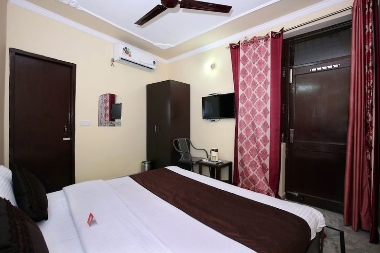 Oyo 9039 Hotel Lotus