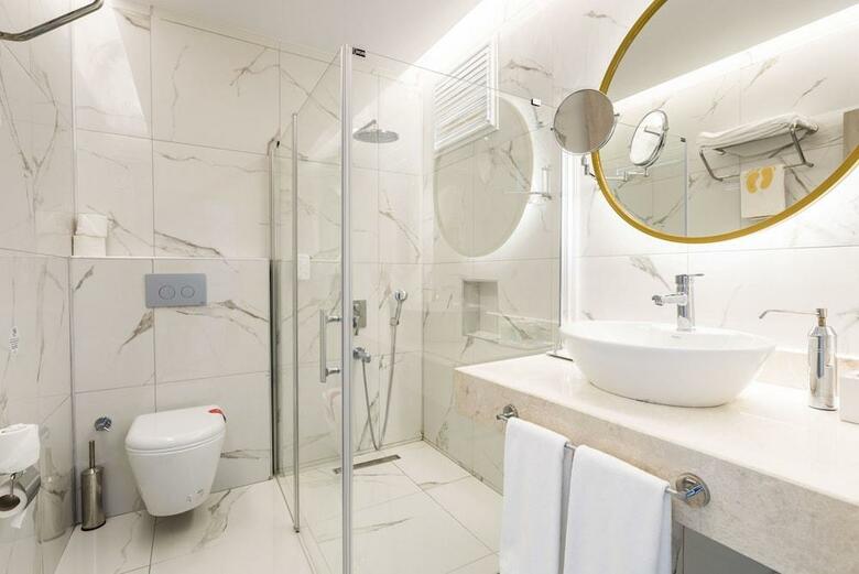 Club Hotel Turan Prince World