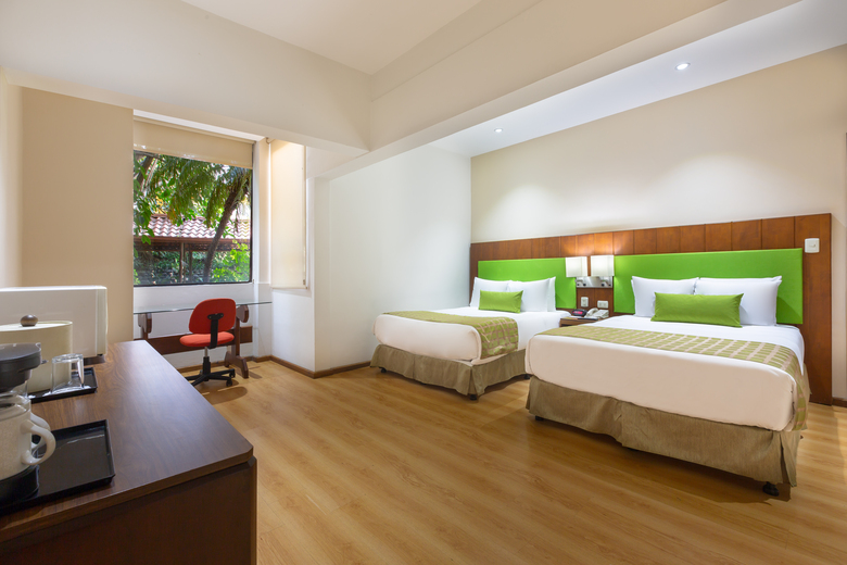 Hotel Country Inn & Suites