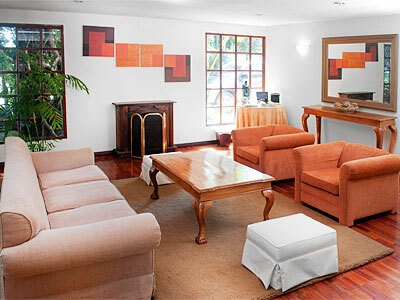 Hotel Country Inn & Suites