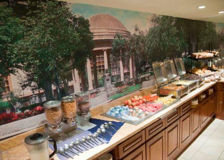 Hotel Sleep Inn Paseo Las Damas