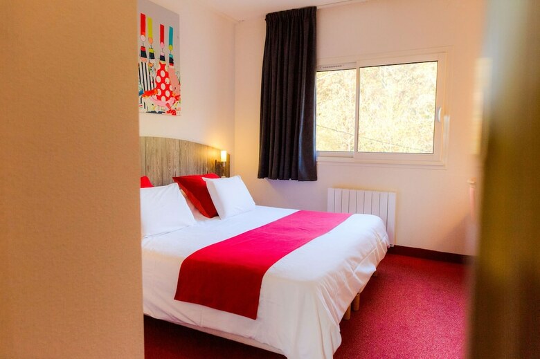 Hotel H�tel Kyriad Quimper - Pont-l'abb�